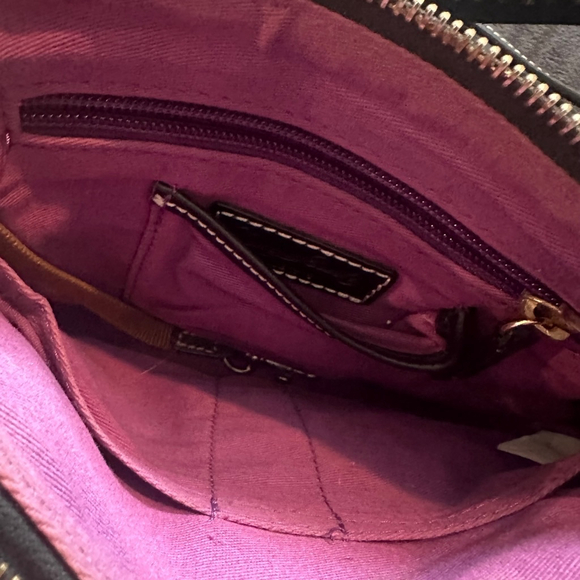 Disney Dooney & Bourke Haunted Mansion Wallpaper Crossbody Bag Gray & Black - Picture 7 of 8